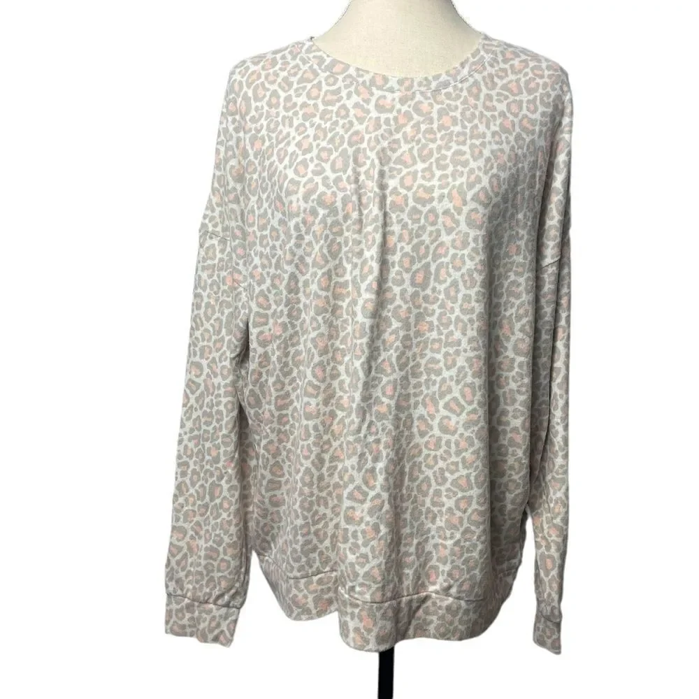 Aqua Lounge Beige Pink Cheetah Animal Print Long Sleeve Crewneck Pullover XL